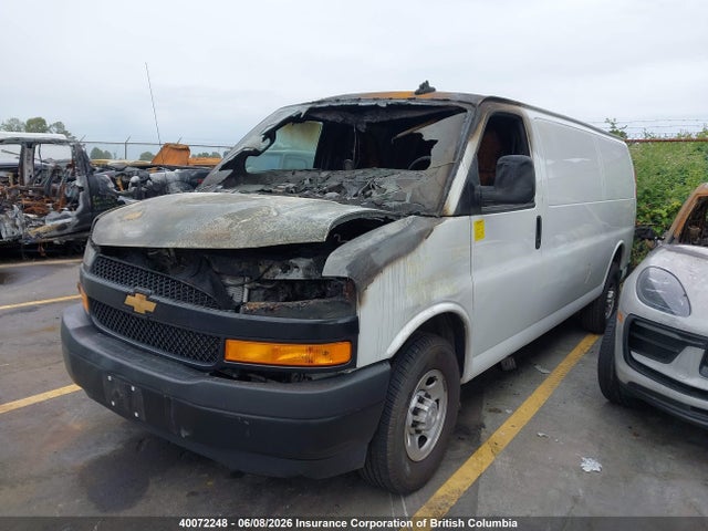 Chevrolet Express G2500 2018 1GCWGBFP3J1183749 Image 15