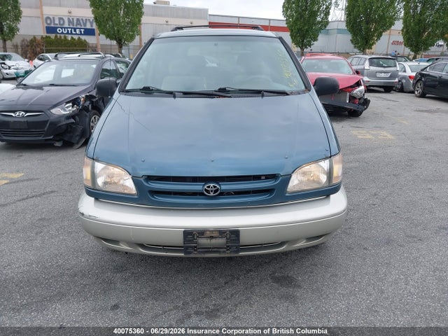 Продажа на аукционе авто 2000 Toyota Sienna Le/xle, vin: 4T3ZF13C4YU211047, номер лота: 40075360