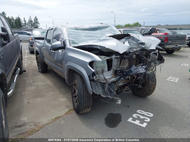2017 Toyota Tacoma Dbl Cab/sr5/trd Sport/or მანქანა იყიდება აუქციონზე, vin: 5TFDZ5BN3HX019190, აუქციონის ნომერი: 40075384