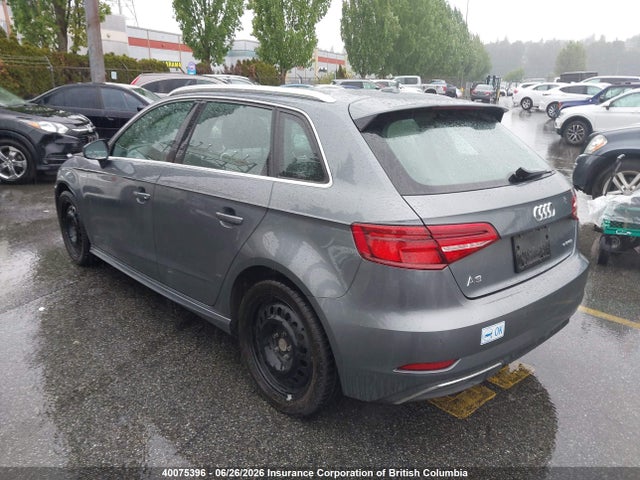 Продажа на аукционе авто 2018 Audi A3, vin: WAUSPBFF2JA085119, номер лота: 40075396