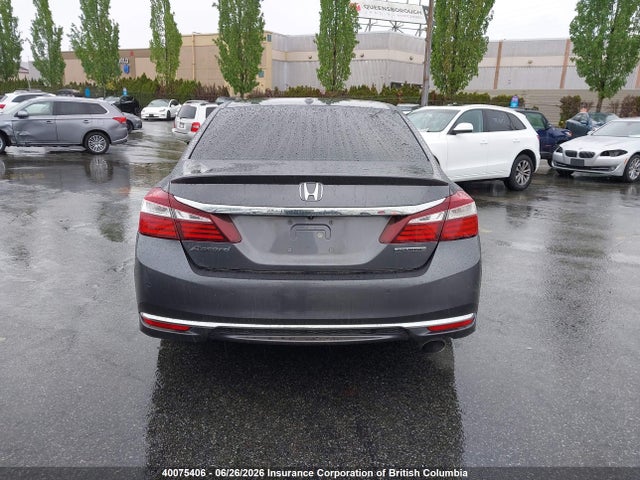 2017 Honda Accord Touring მანქანა იყიდება აუქციონზე, vin: 1HGCR2F09HA802303, აუქციონის ნომერი: 40075406