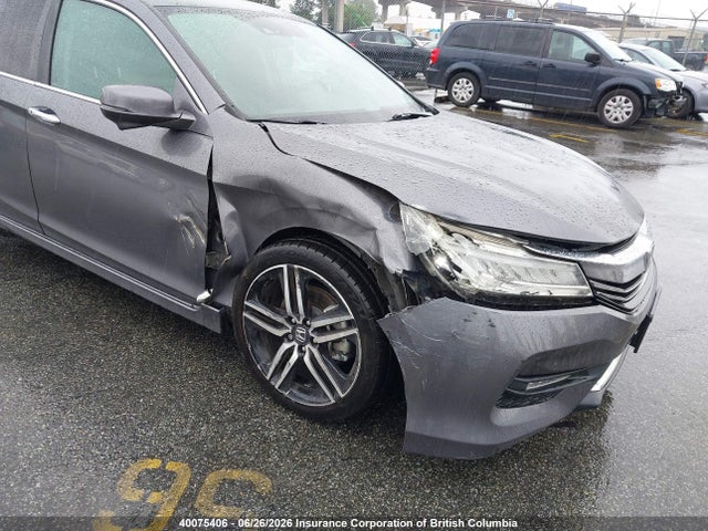 2017 Honda Accord Touring მანქანა იყიდება აუქციონზე, vin: 1HGCR2F09HA802303, აუქციონის ნომერი: 40075406