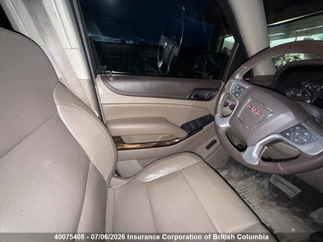 GMC Yukon 2015 1GKS2BKC3FR220974 Image 13