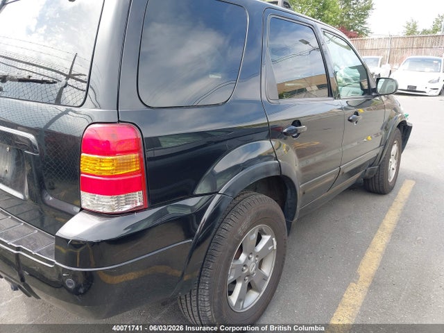 40071741 :رقم المزاد ، 1FMCU94185KA29939 vin ، 2005 Ford Escape Limited مزاد بيع