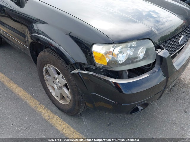 40071741 :رقم المزاد ، 1FMCU94185KA29939 vin ، 2005 Ford Escape Limited مزاد بيع