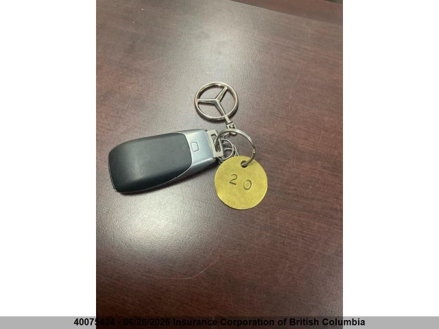 2020 Mercedes-benz C 300 4mati მანქანა იყიდება აუქციონზე, vin: 55SWF8EB1LU330462, აუქციონის ნომერი: 40075424