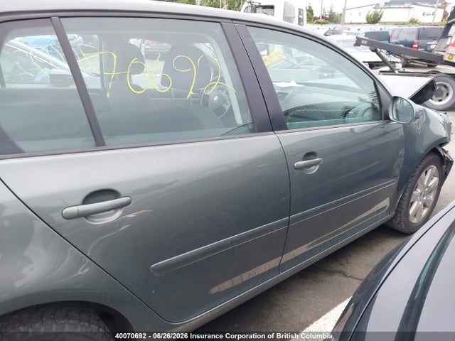 40070692 :رقم المزاد ، WVWDR71K87W008810 vin ، 2007 Volkswagen Rabbit مزاد بيع