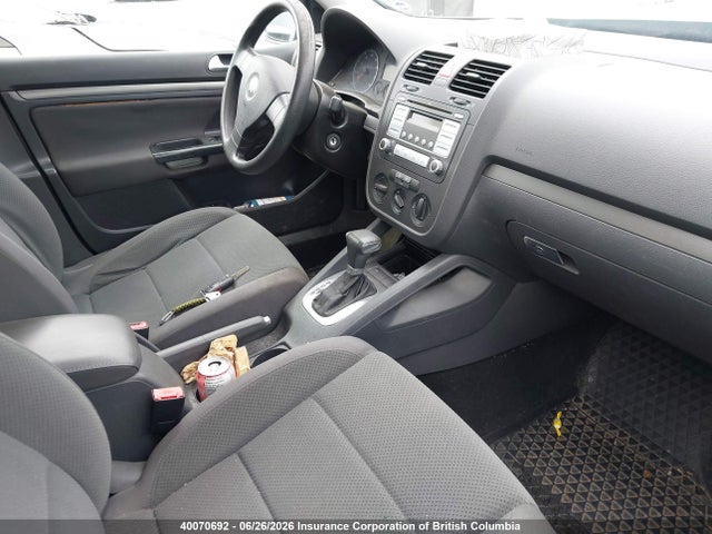 40070692 :رقم المزاد ، WVWDR71K87W008810 vin ، 2007 Volkswagen Rabbit مزاد بيع