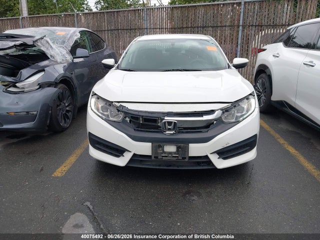 Honda Civic 2018 2HGFC2F52JH001178 Image 12