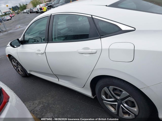 Honda Civic 2018 2HGFC2F52JH001178 Image 14
