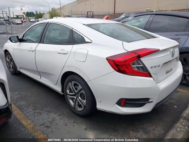 Honda Civic 2018 2HGFC2F52JH001178 Image 3