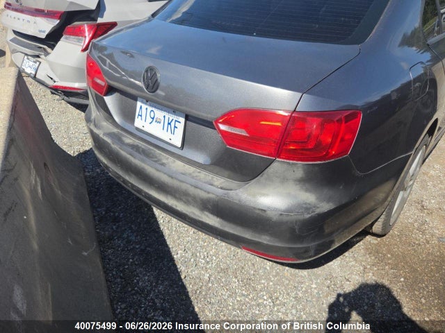 40075499 :رقم المزاد ، 3VW2K7AJ5BM073784 vin ، 2011 Volkswagen Jetta مزاد بيع