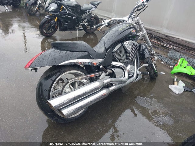 40075502 :رقم المزاد ، 5VPHB26L663001754 vin ، 2006 Victory Motorcycles Hammer California مزاد بيع
