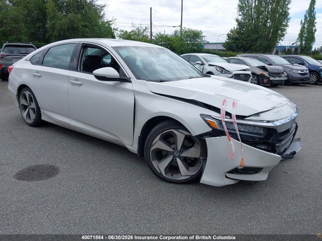 Honda Accord Touring 2018 1HGCV2F90JA802139 main image