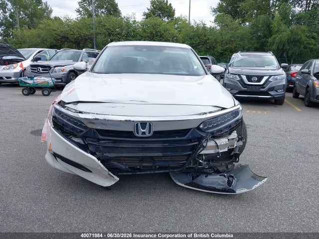 2018 Honda Accord Touring მანქანა იყიდება აუქციონზე, vin: 1HGCV2F90JA802139, აუქციონის ნომერი: 40071884