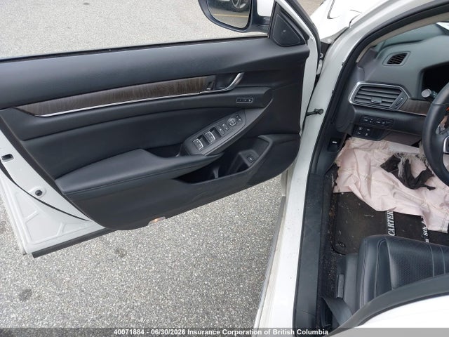 2018 Honda Accord Touring მანქანა იყიდება აუქციონზე, vin: 1HGCV2F90JA802139, აუქციონის ნომერი: 40071884