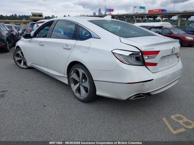 2018 Honda Accord Touring მანქანა იყიდება აუქციონზე, vin: 1HGCV2F90JA802139, აუქციონის ნომერი: 40071884