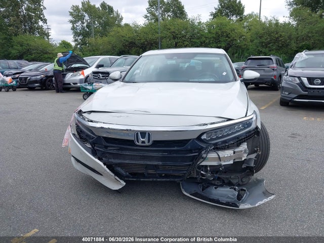 2018 Honda Accord Touring მანქანა იყიდება აუქციონზე, vin: 1HGCV2F90JA802139, აუქციონის ნომერი: 40071884