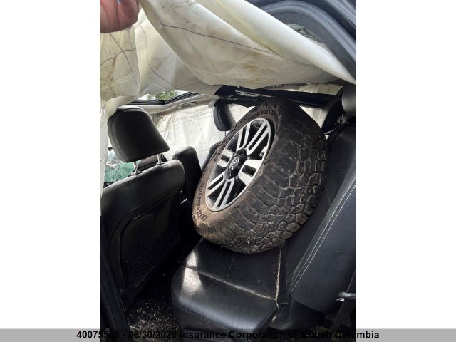 40075508 :رقم المزاد ، JTEBU5JR8F5235762 vin ، 2015 Toyota 4runner Sr5/limited/trail/trd Pro مزاد بيع