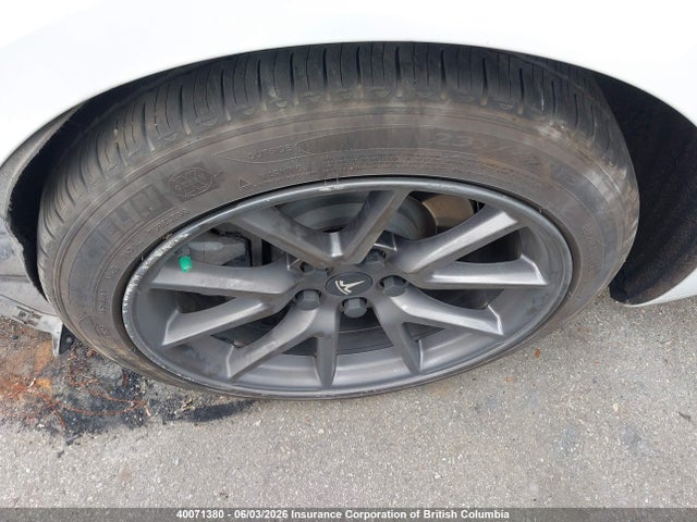5YJ3E1EAXMF847833 Tesla MODEL 3
