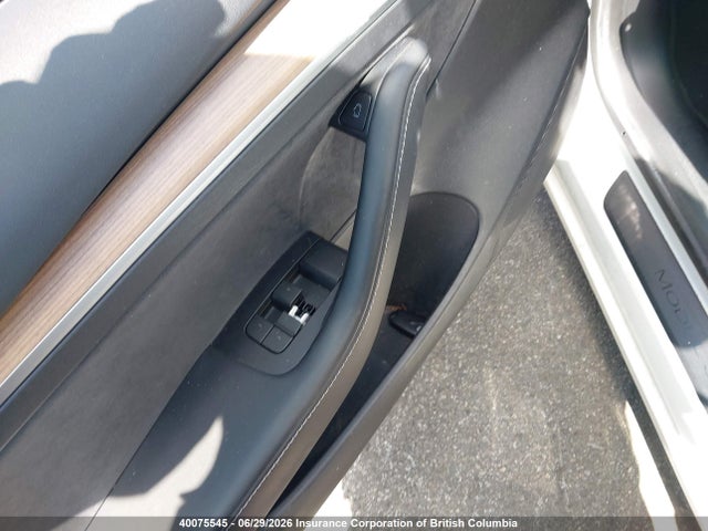 40075545 :رقم المزاد ، LRW3E1FA8PC891763 vin ، 2023 Tesla Model 3 مزاد بيع