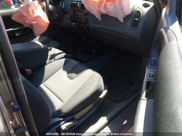 Aukcja sprzedaży 2005 Mazda B3000 Cab Plus, vin: 4F4YR46U05PM00947, numer aukcji: 40074390