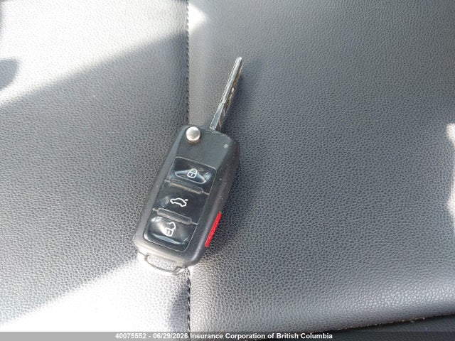 3VW507AT8FM811815 Volkswagen Beetle 1.8t
