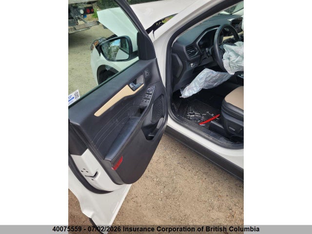 2021 Ford Escape Titanium მანქანა იყიდება აუქციონზე, vin: 1FMCU9J92MUA54025, აუქციონის ნომერი: 40075559