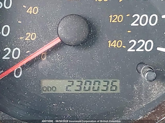 40075595 :رقم المزاد ، JTEHF21A710030128 vin ، 2001 Toyota Highlander مزاد بيع