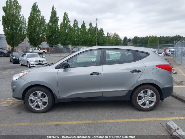 2011 Hyundai Tucson Gl/gls მანქანა იყიდება აუქციონზე, vin: KM8JTCACXBU227905, აუქციონის ნომერი: 40075617