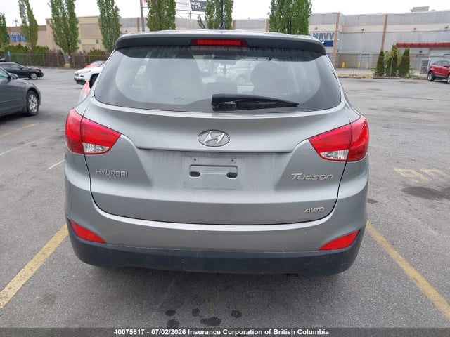 2011 Hyundai Tucson Gl/gls მანქანა იყიდება აუქციონზე, vin: KM8JTCACXBU227905, აუქციონის ნომერი: 40075617