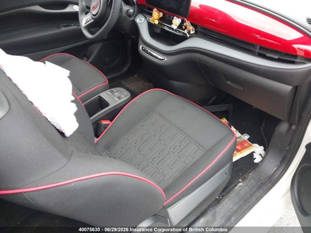 Fiat 500e Red 2024 ZFAFFAA46RX215930 Image 5