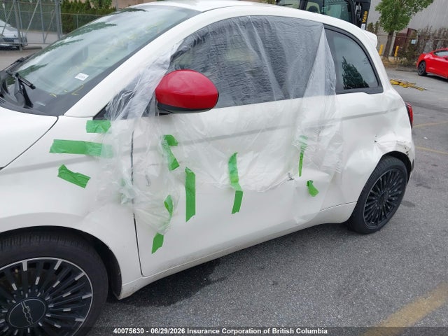 Fiat 500e Red 2024 ZFAFFAA46RX215930 Image 6