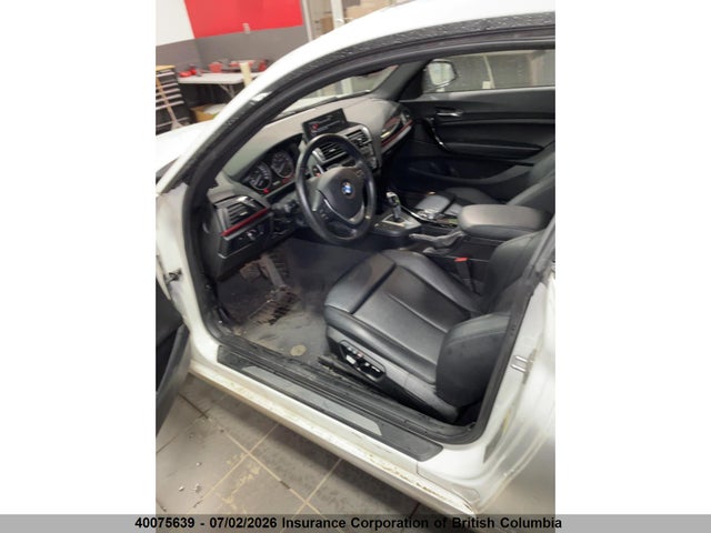40075639 :رقم المزاد ، WBA1F7C56FV367450 vin ، 2015 Bmw 228i مزاد بيع