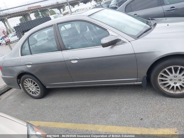 40075640 :رقم المزاد ، 2HHES368X5H104476 vin ، 2005 Acura El مزاد بيع
