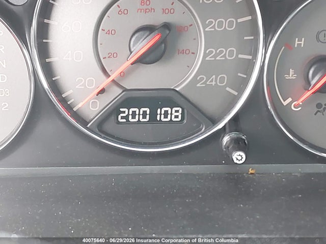 40075640 :رقم المزاد ، 2HHES368X5H104476 vin ، 2005 Acura El مزاد بيع