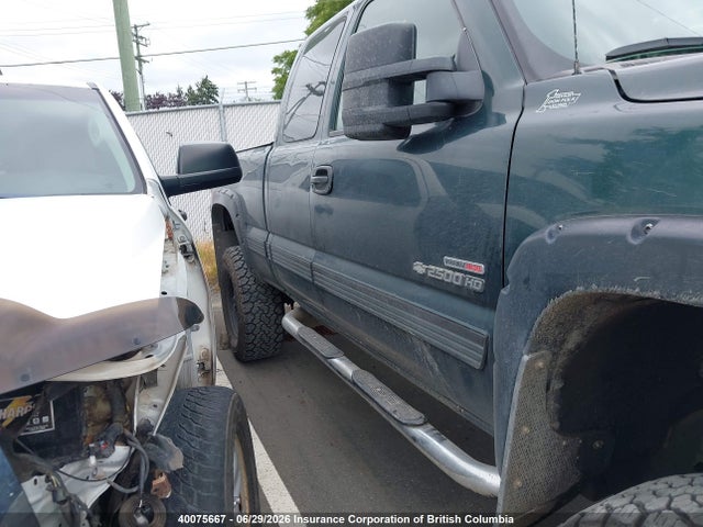 2002 Chevrolet Silverado K2500 Heavy Duty მანქანა იყიდება აუქციონზე, vin: 1GCHK29132E263934, აუქციონის ნომერი: 40075667