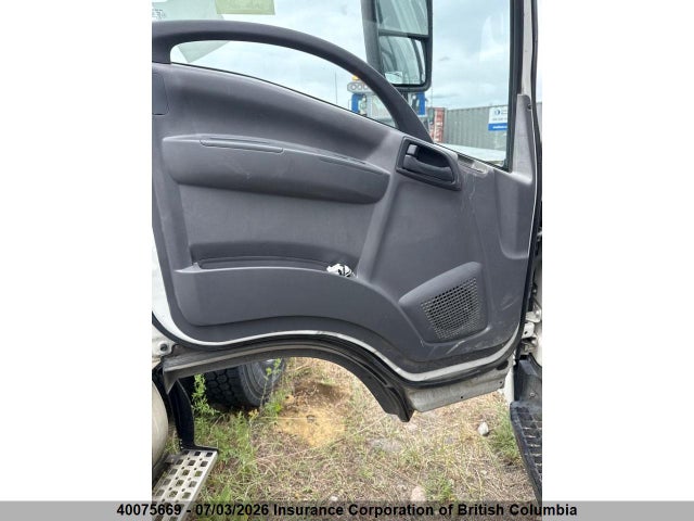 40075669 :رقم المزاد ، JALE5W167G7302995 vin ، 2016 Isuzu Nrr مزاد بيع