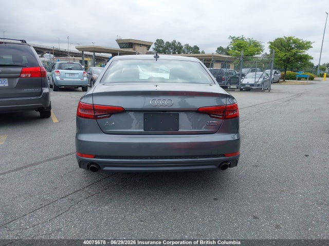 Продажа на аукционе авто 2017 Audi A4, vin: WAUFNAF44HN015155, номер лота: 40075678