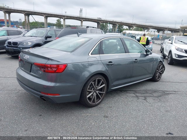 Продажа на аукционе авто 2017 Audi A4, vin: WAUFNAF44HN015155, номер лота: 40075678