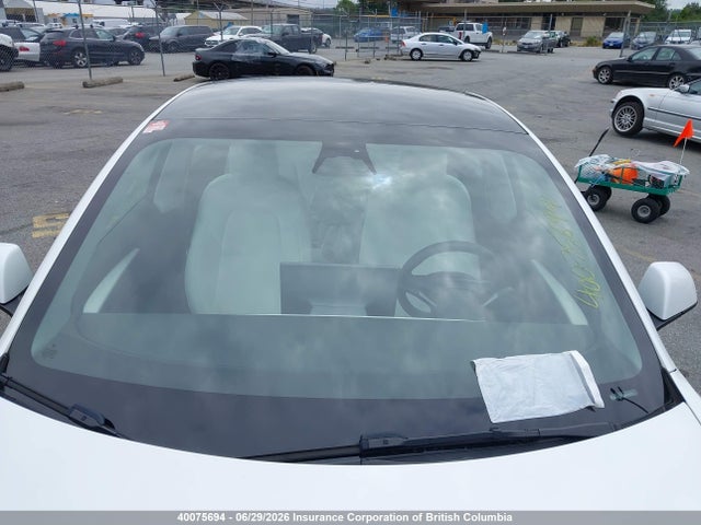 Продажа на аукционе авто 2022 Tesla Model 3, vin: 5YJ3E1EB9NF260775, номер лота: 40075694