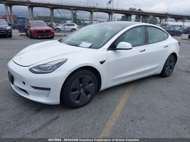 Tesla MODEL 3 2022 5YJ3E1EB9NF260775 Image 2