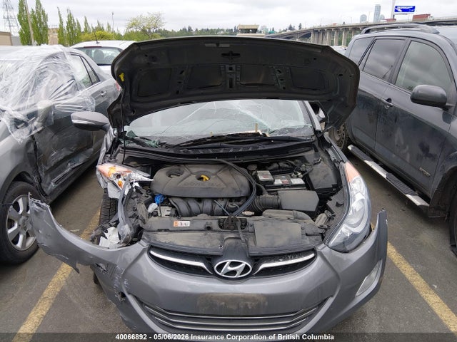 2013 Hyundai Elantra Gls/limited მანქანა იყიდება აუქციონზე, vin: 5NPDH4AE6DH395693, აუქციონის ნომერი: 40066892