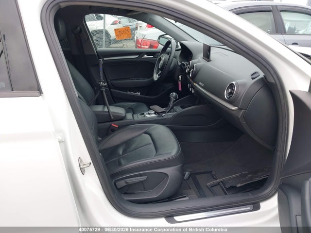 WAUAUGFFXJ1061622 Audi A3