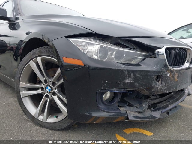 2013 Bmw 328 Xi მანქანა იყიდება აუქციონზე, vin: WBA3B3C57DF534287, აუქციონის ნომერი: 40071680