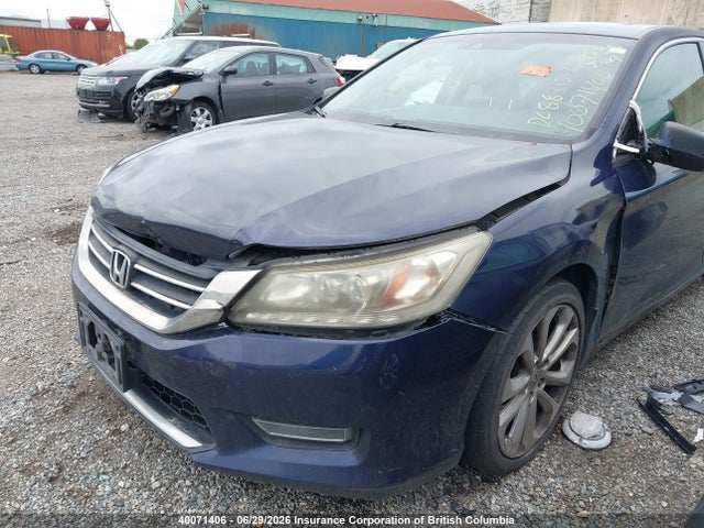 2013 Honda Accord Touring მანქანა იყიდება აუქციონზე, vin: 1HGCR3F92DA800052, აუქციონის ნომერი: 40071406