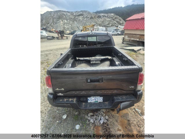 2016 Toyota Tacoma Double Cab/limited მანქანა იყიდება აუქციონზე, vin: 5TFHZ5BN4GX005444, აუქციონის ნომერი: 40075757