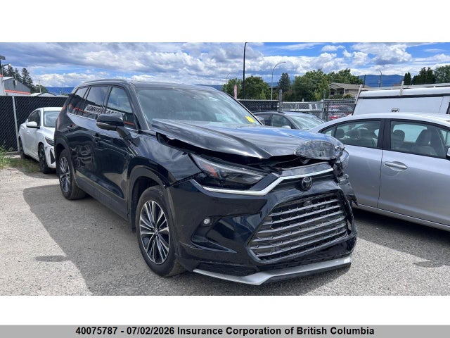 2024 Toyota Grand Highlander Hybrid Platinum მანქანა იყიდება აუქციონზე, vin: 5TDADAB51RS010411, აუქციონის ნომერი: 40075787