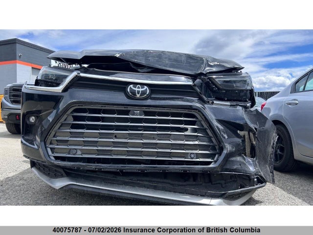 2024 Toyota Grand Highlander Hybrid Platinum მანქანა იყიდება აუქციონზე, vin: 5TDADAB51RS010411, აუქციონის ნომერი: 40075787