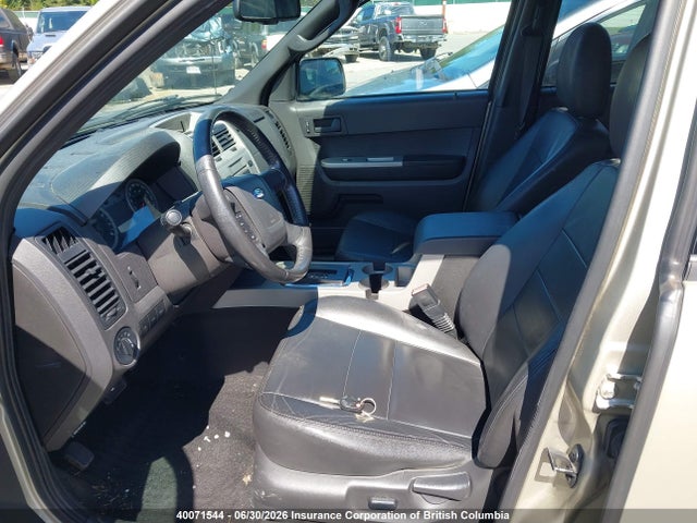 2011 Ford Escape Xlt მანქანა იყიდება აუქციონზე, vin: 1FMCU0DGXBKB94032, აუქციონის ნომერი: 40071544
